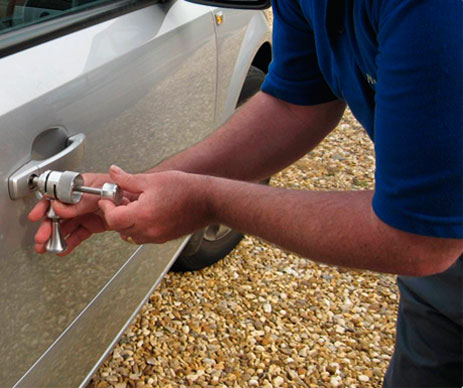 Вскрытие замков в Петродворцовом районе